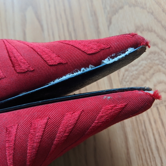 Formal point toe red heels - Picture 7 of 8